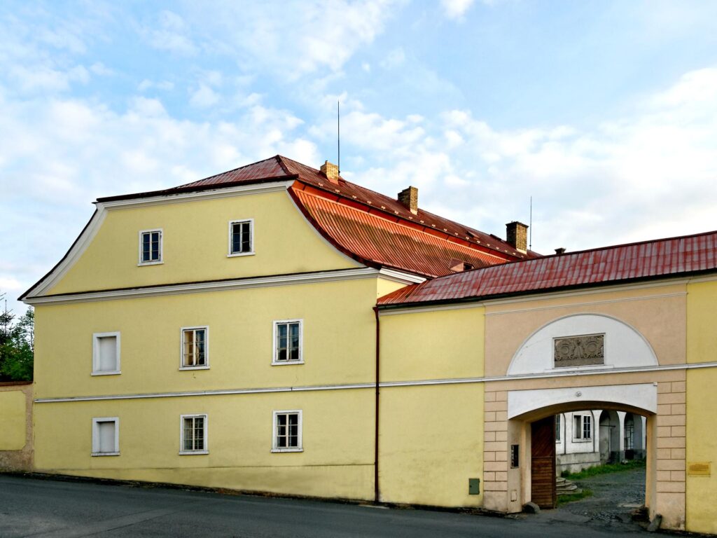 Zámek Kamenice