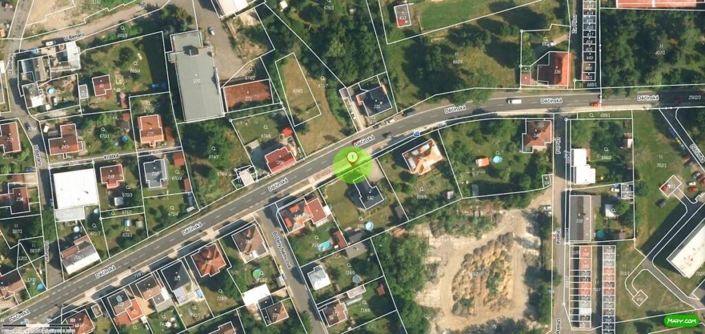 Chodník v ul. Děčínská